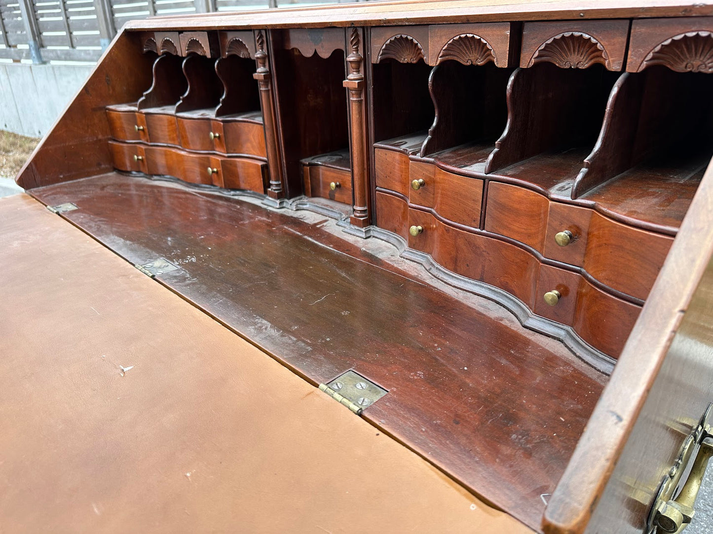 Boston Block Front Desk